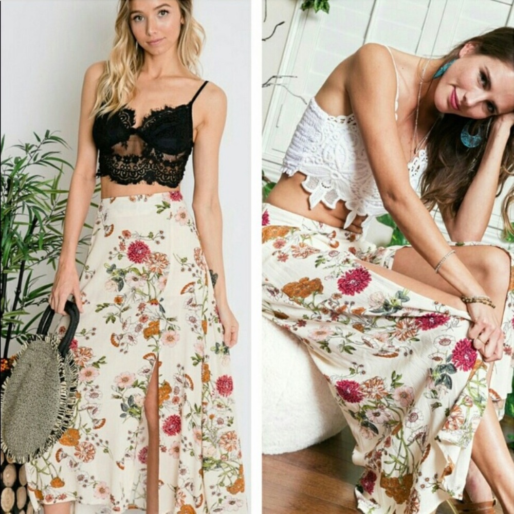 BOUTIQUE FLORAL LONG SKIRT